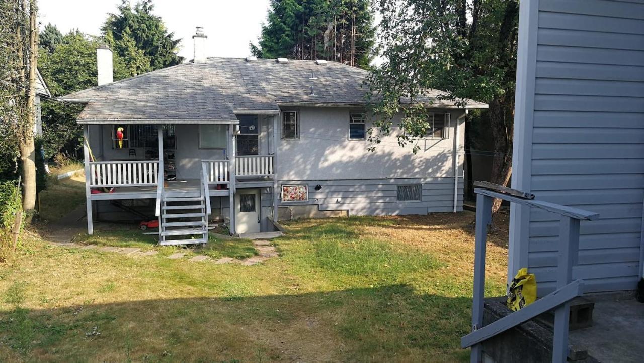 Burnaby East Home Exterior photo